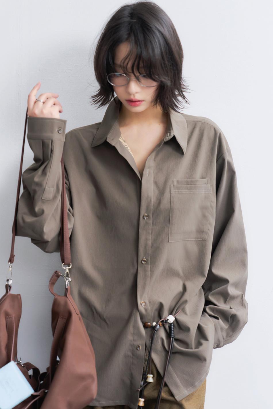 ベーシックソリッドロングスリーブシャツ