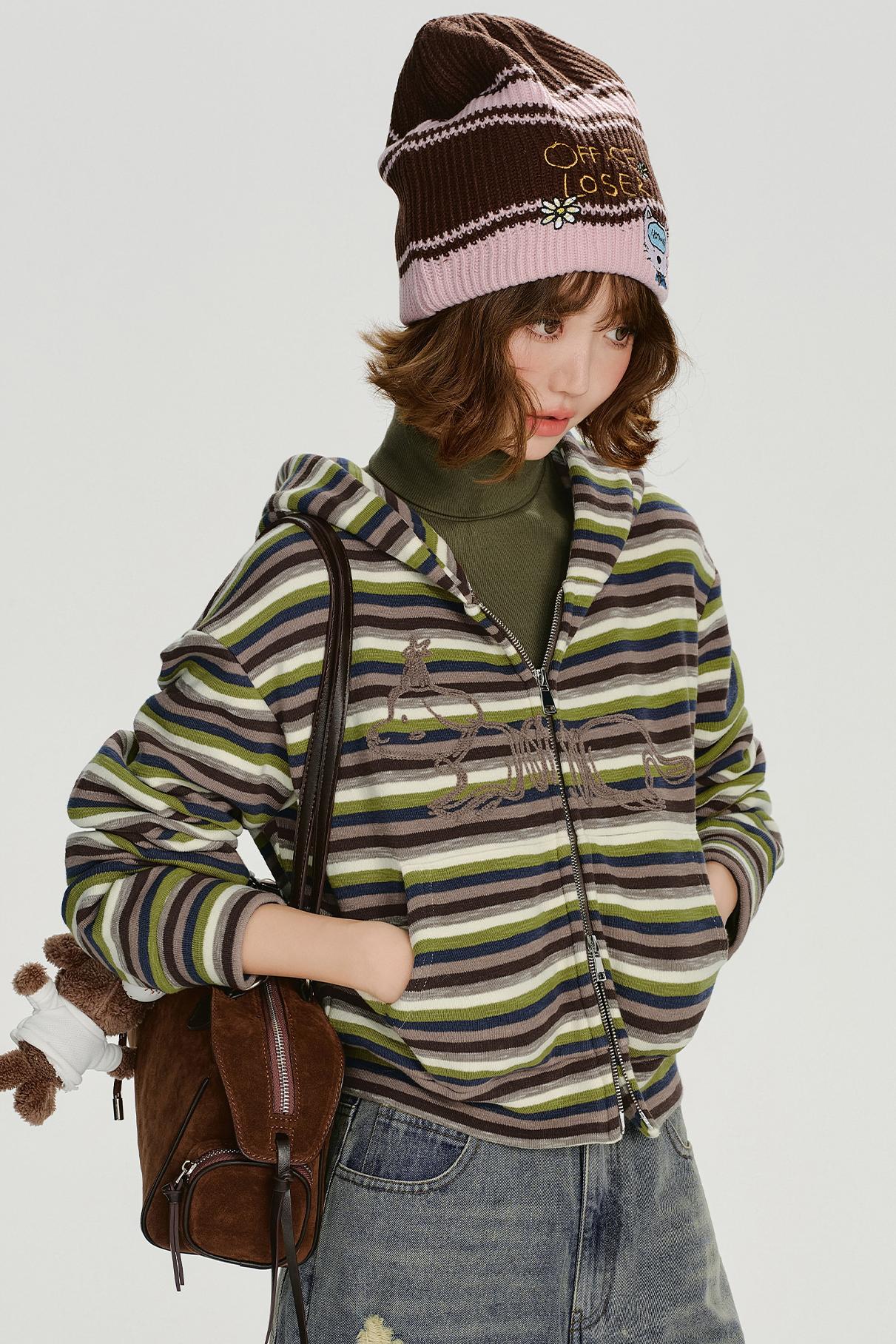 レトロボーダージフードパーカー