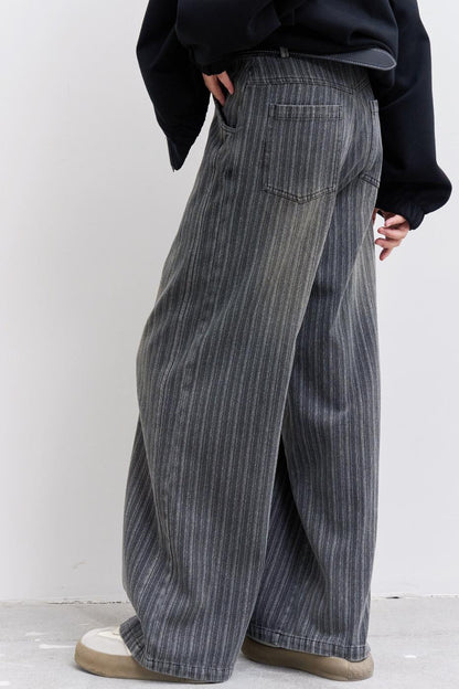 ストライプドデニムストレートレッグパンツ