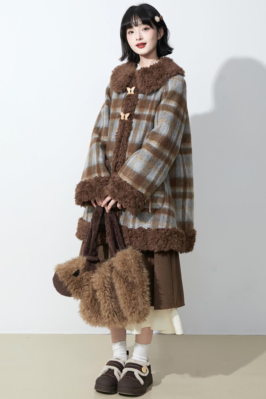 ブラウンチェックファーカラ―コート