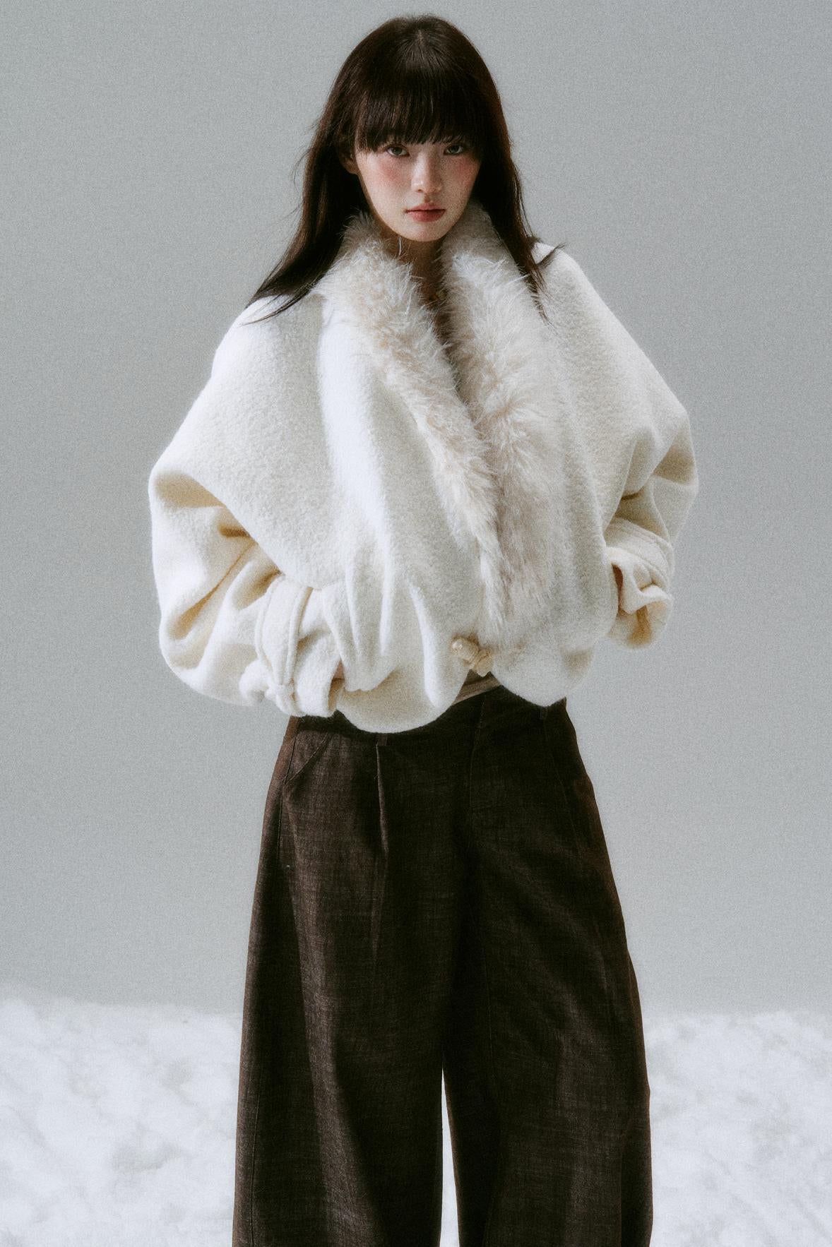 Fur cormorant sleeveless coat