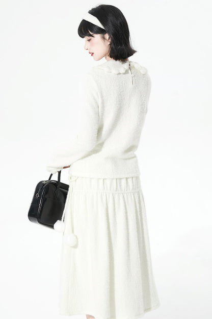 Feather Yarn Doll Collar Sweater