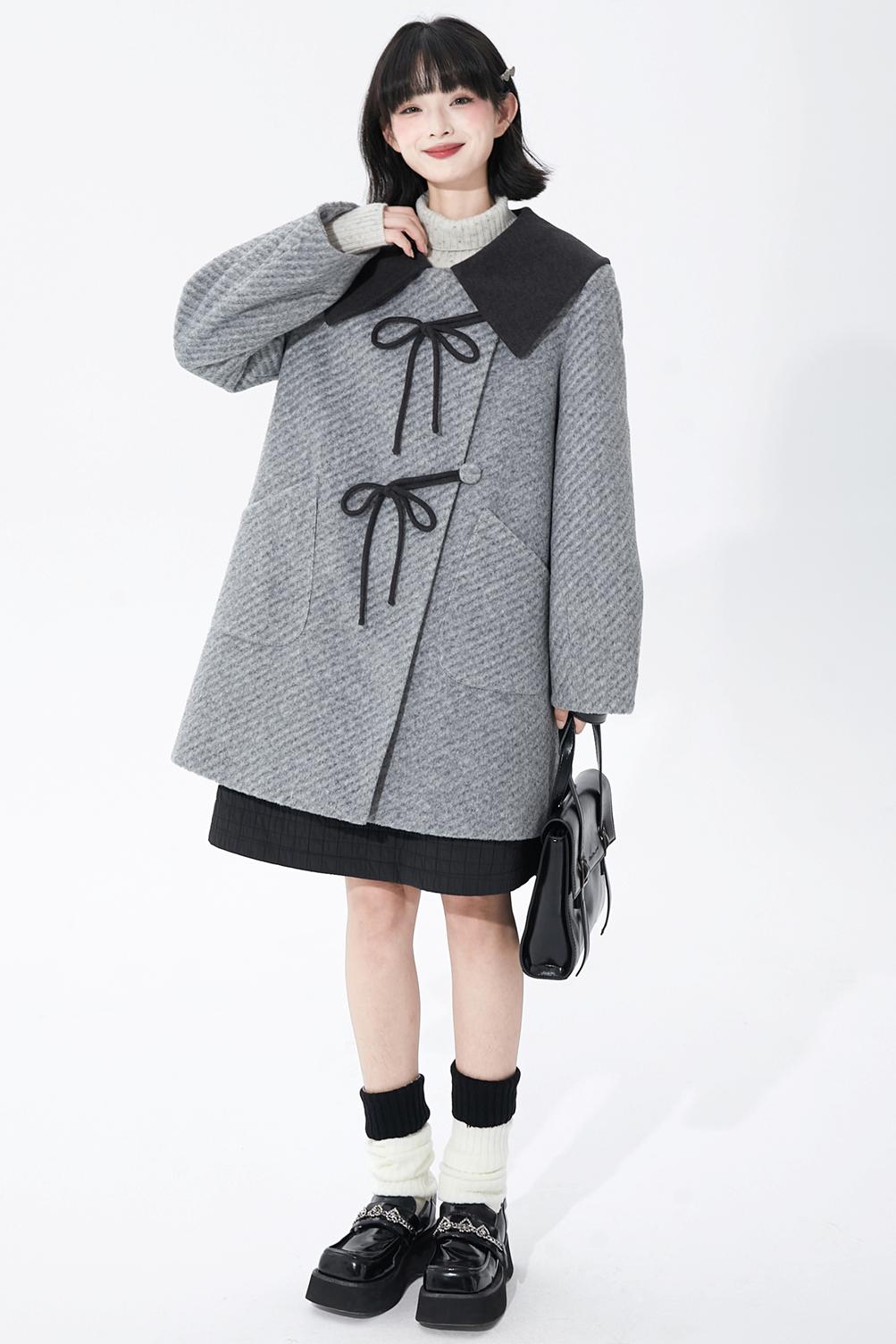 レトログレイウールンコート