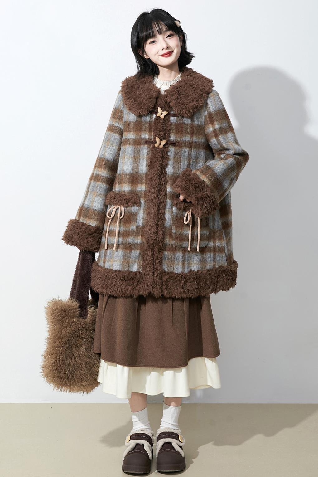 ブラウンチェックファーカラ―コート