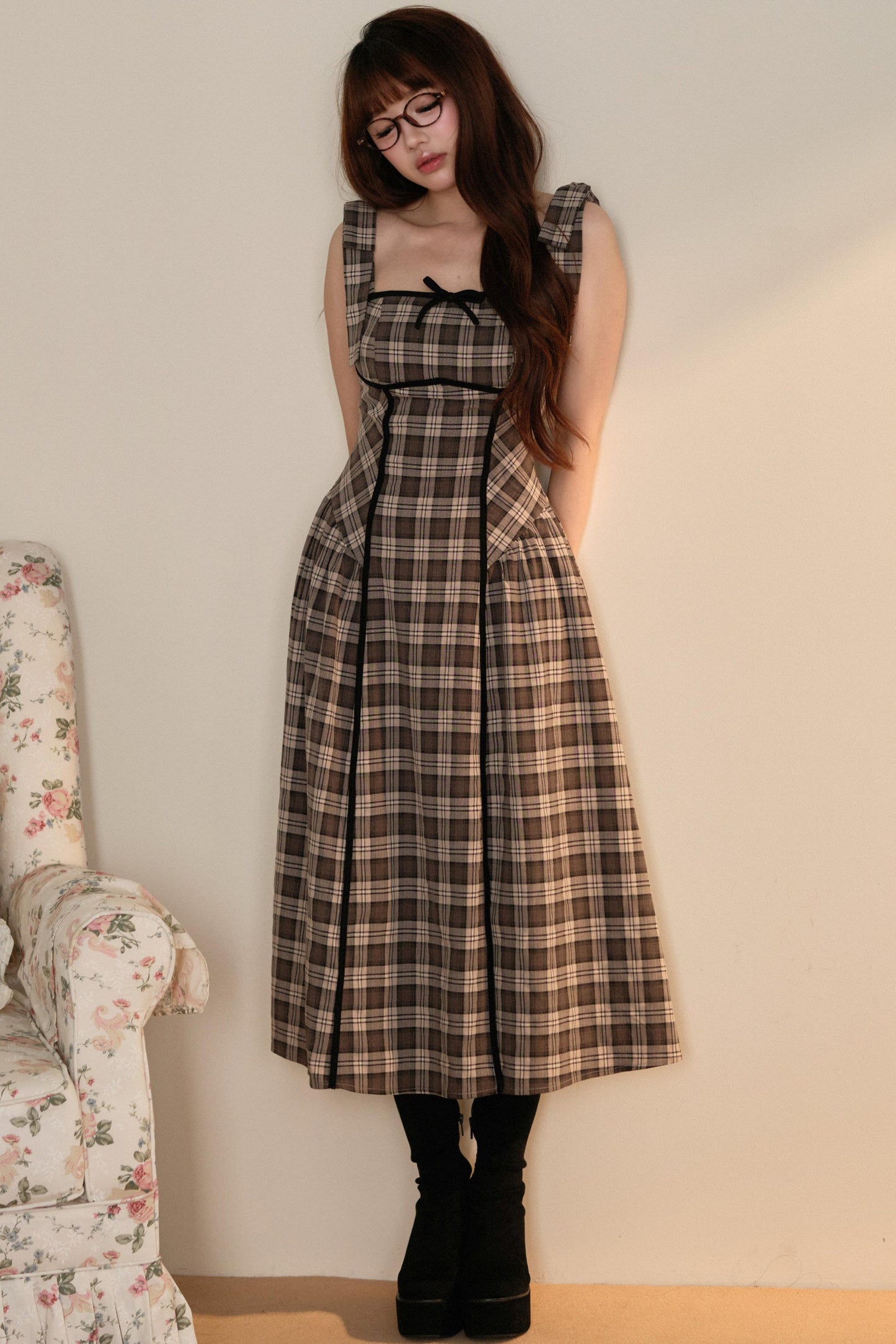 ブラックトップス＋リボンショルダーチェックJSKドレスセットアップ