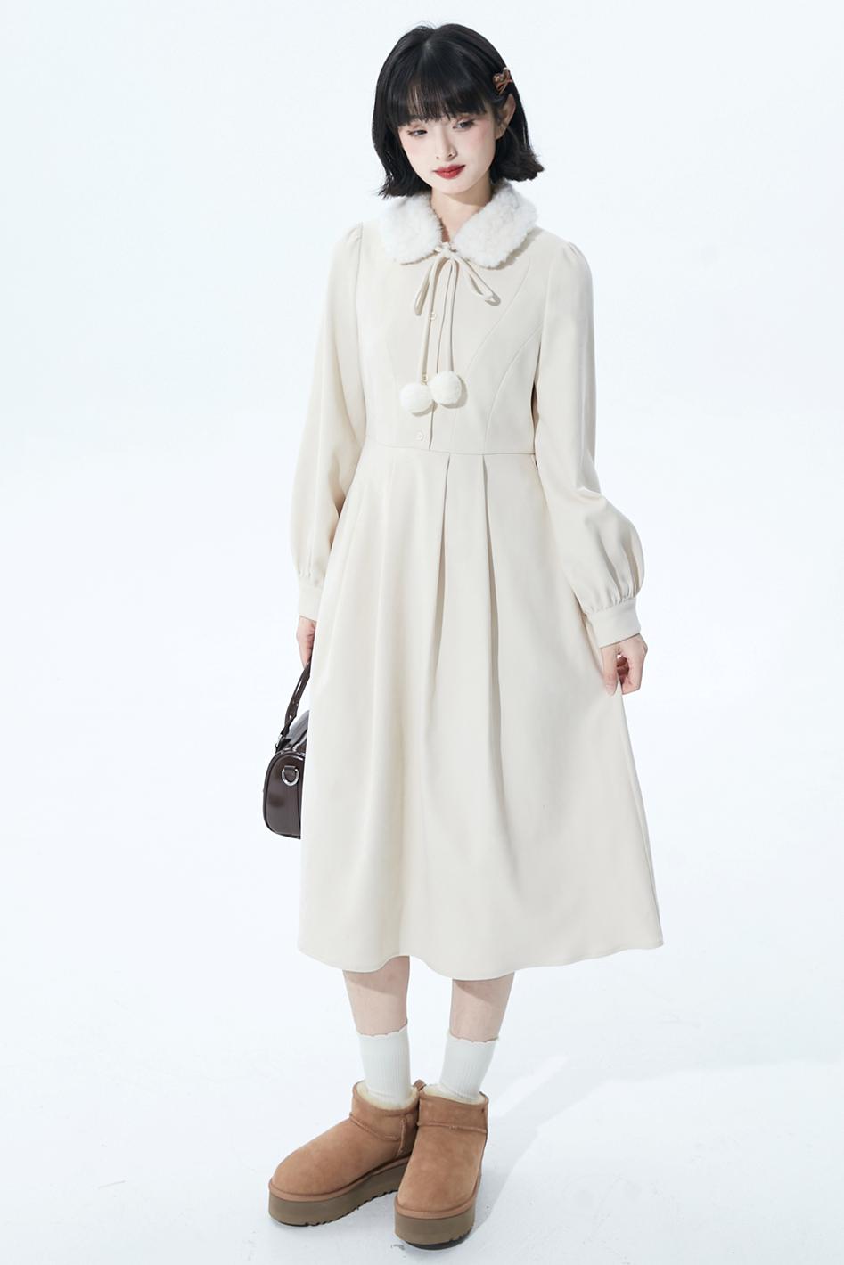 ムーンライトアプリコットウィンタードレス