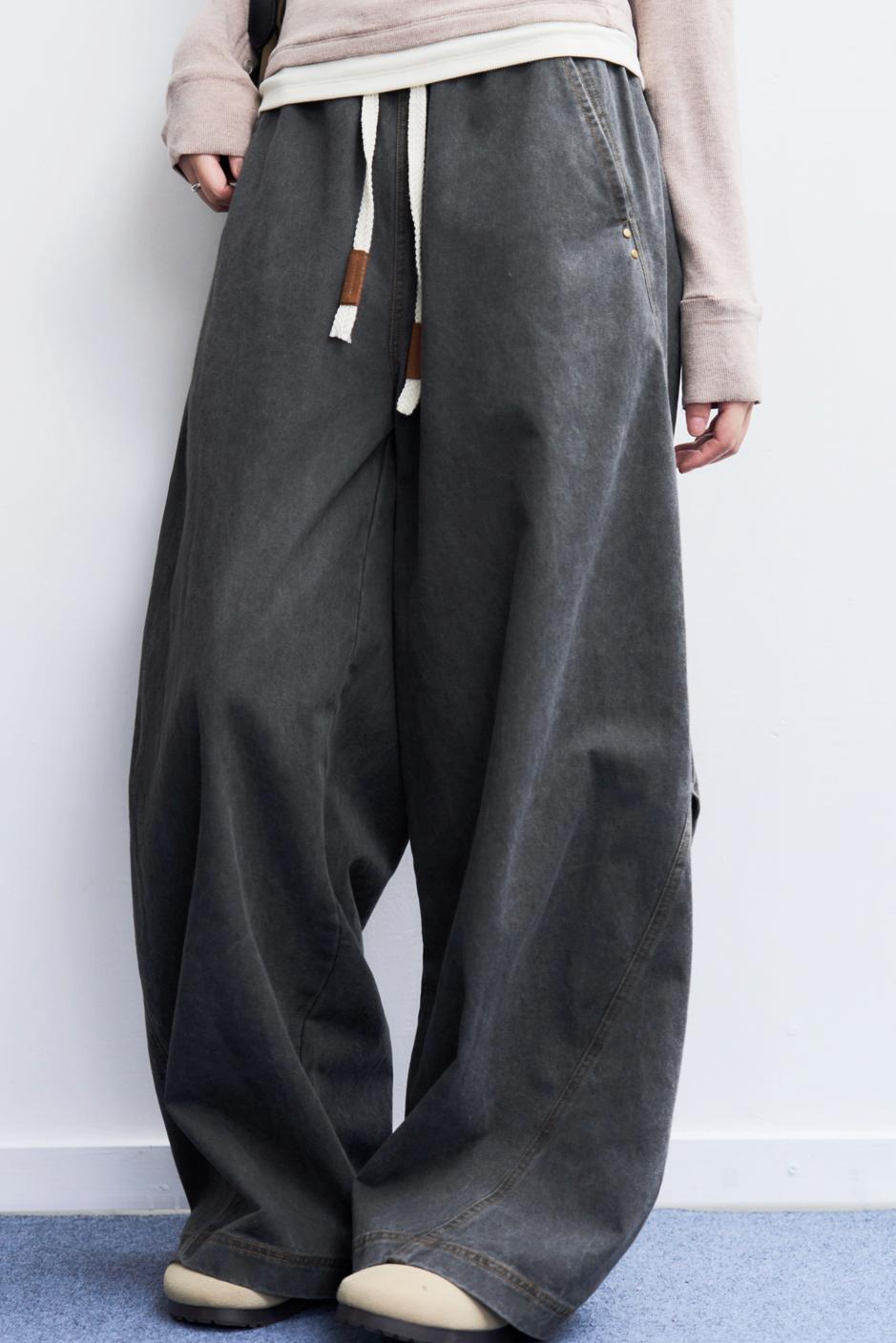 ルーズフィットスラックススタイルパンツ