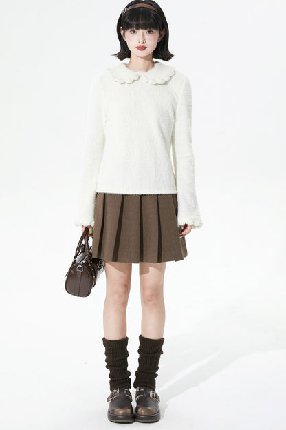 Feather Yarn Doll Collar Sweater