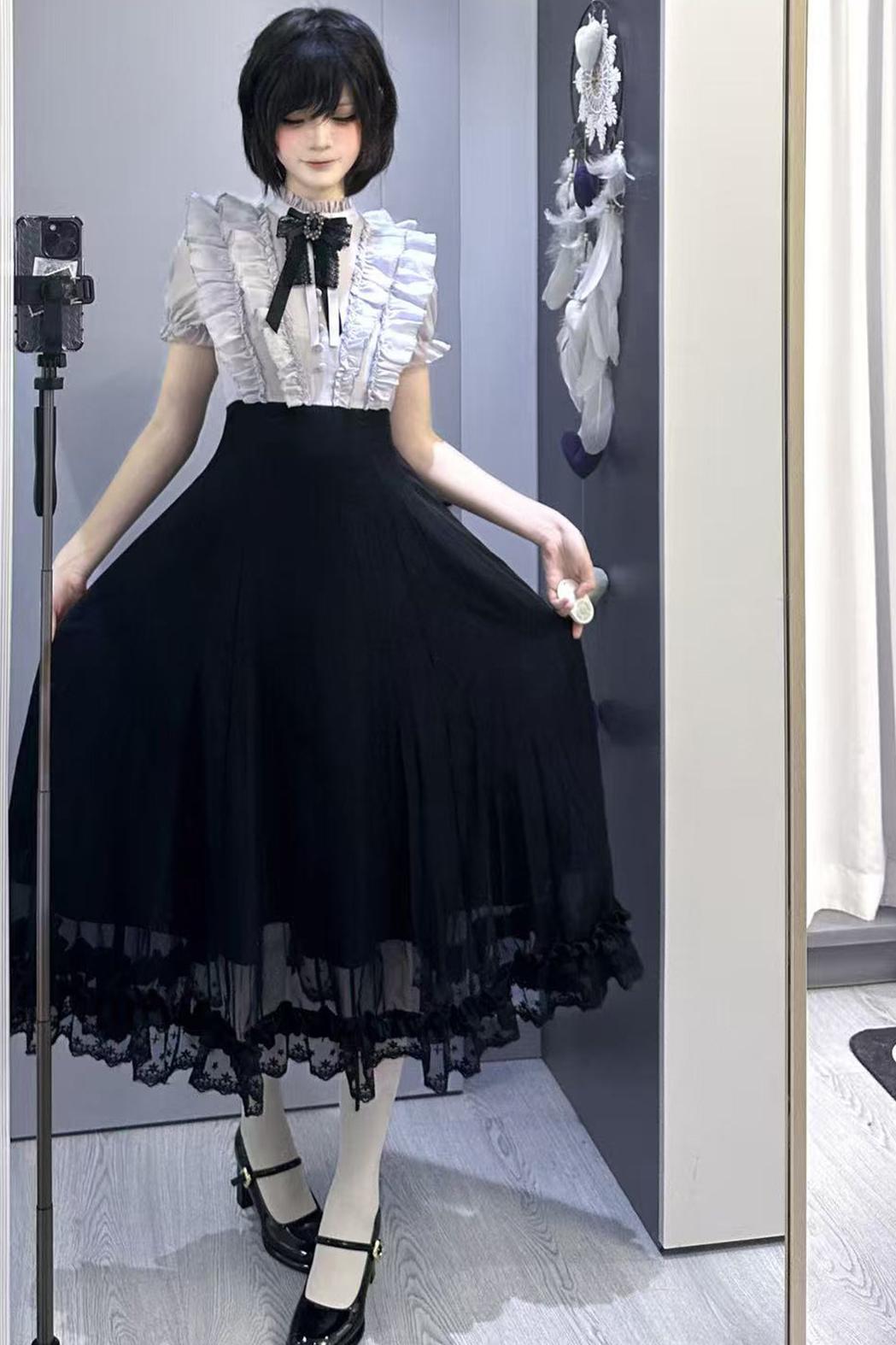 Klassisches Prinzessinnen-Langkleid + Schleifenaccessoire mit Strasssteinen