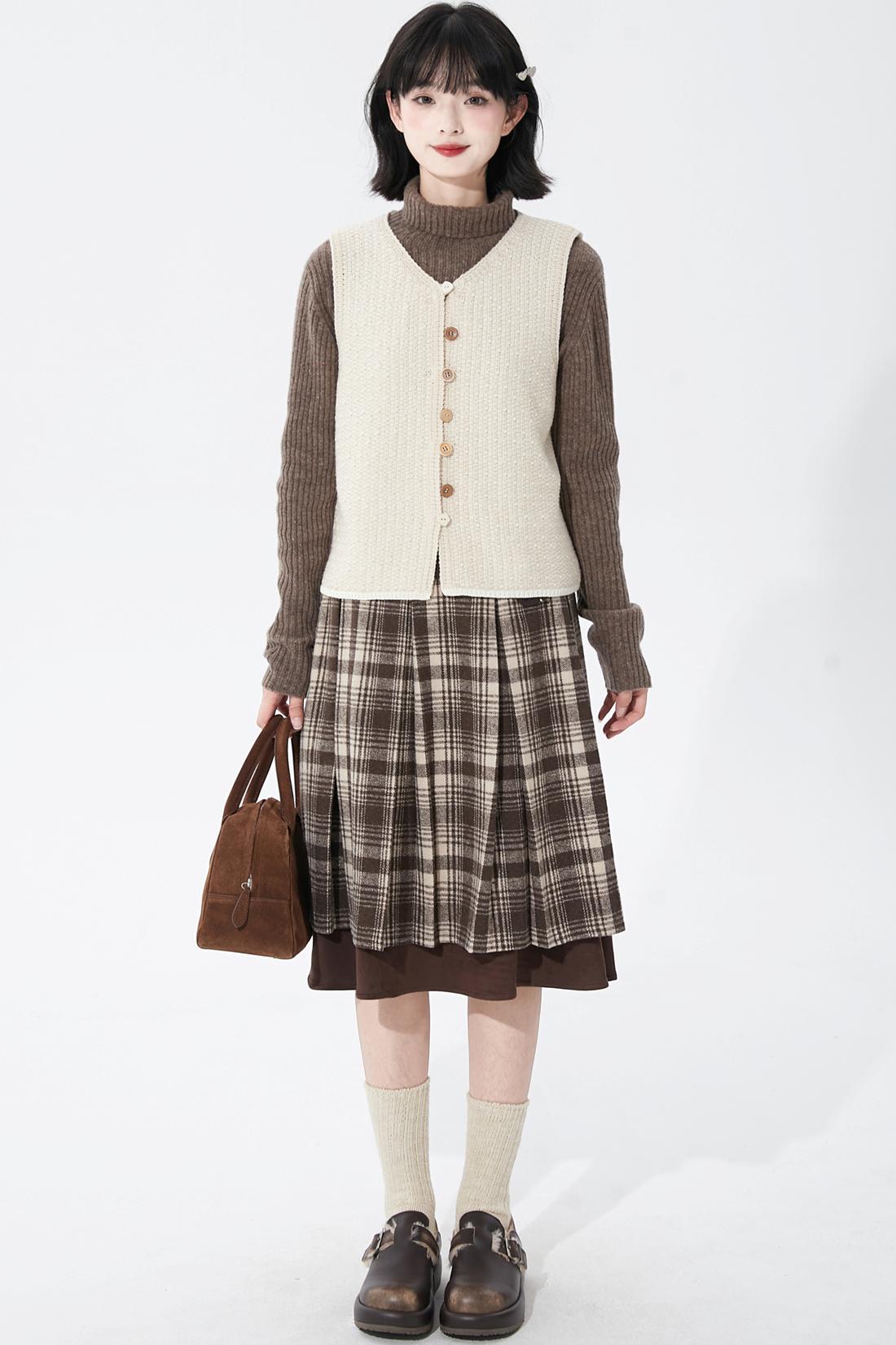 White apricot knit vest cardigan