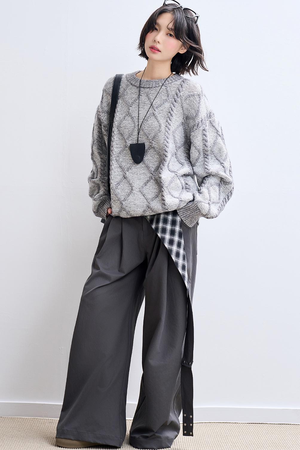 レトロダイヤモンドニットスウェット