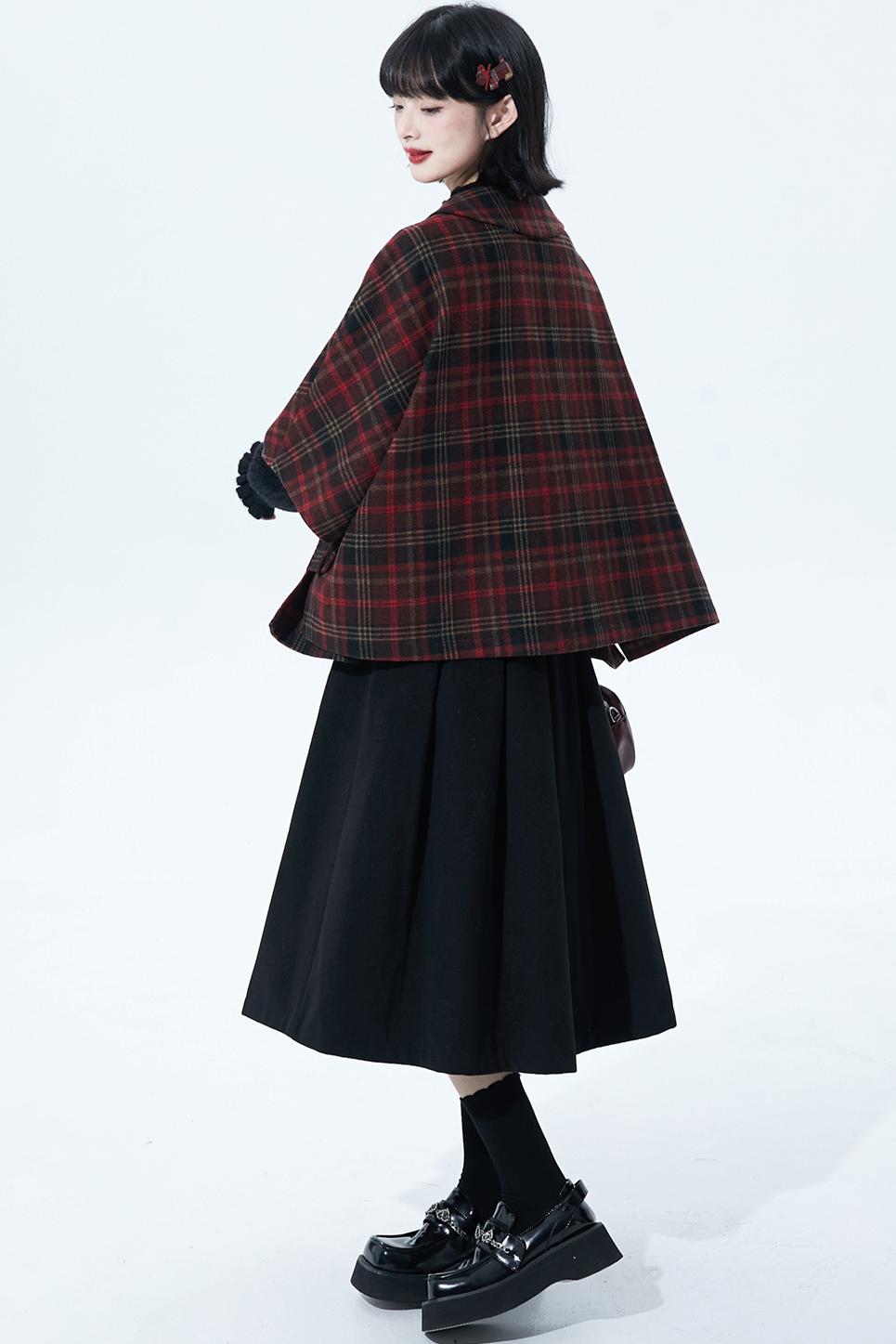 レッドブラウンチェックケープコート