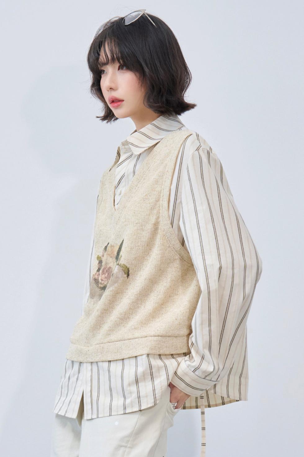 Fake Two-Piece Printed Blouse