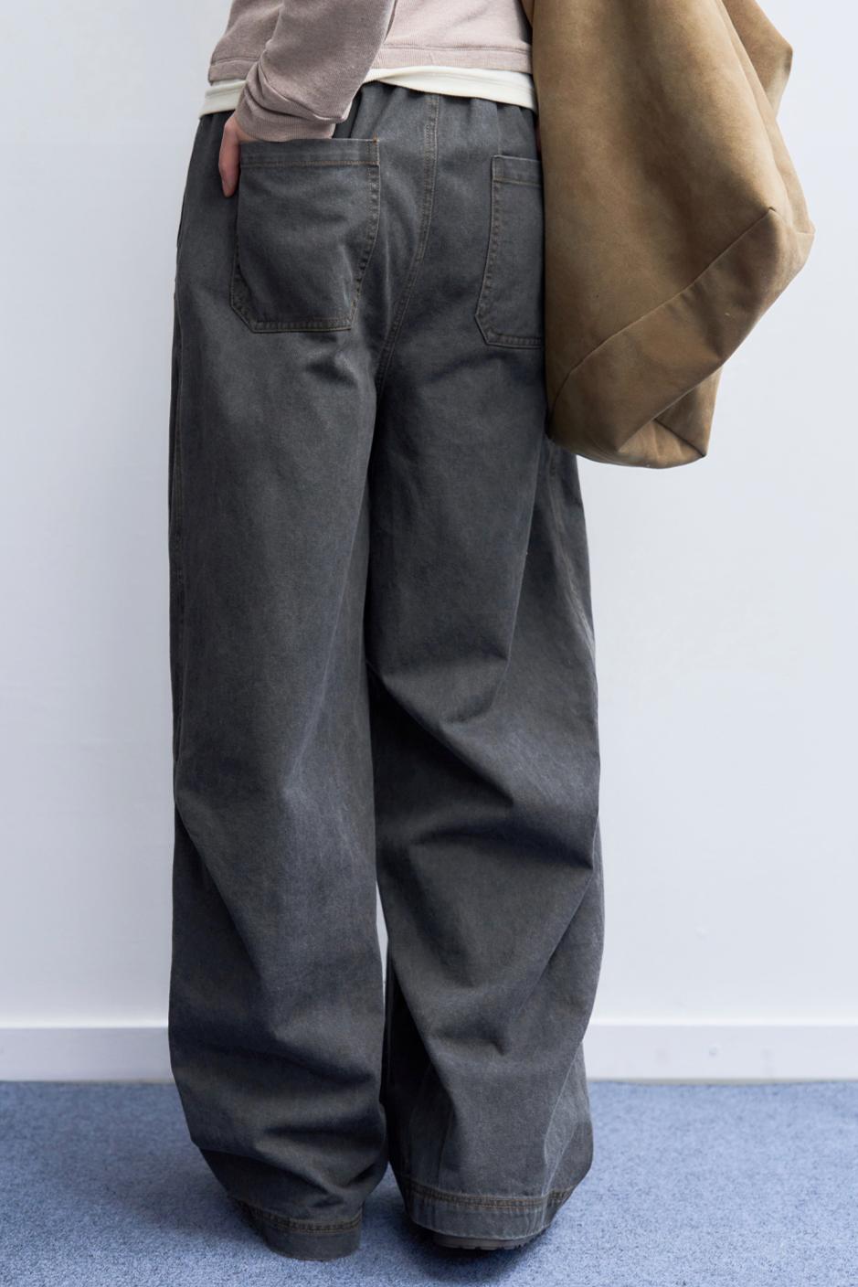 ルーズフィットスラックススタイルパンツ
