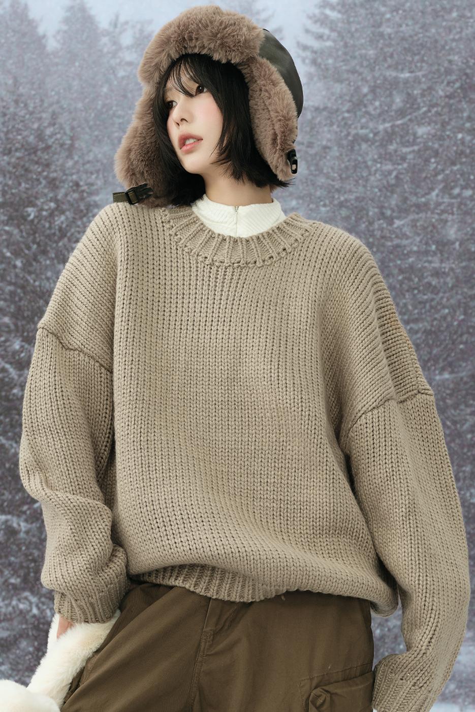 ラウンドネックニットスウェーター