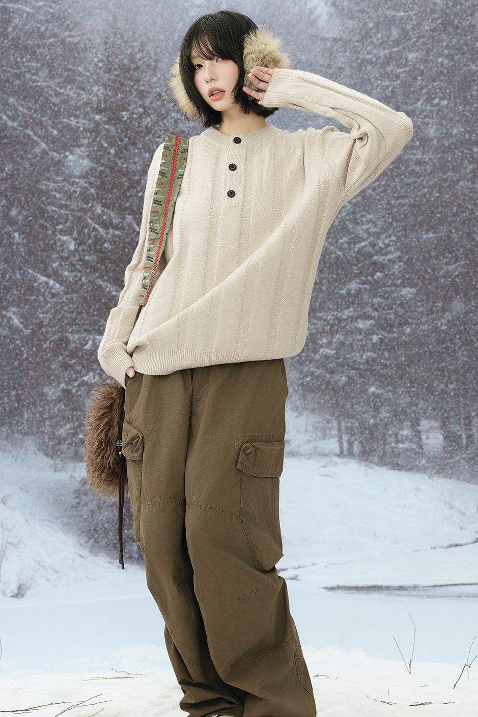 striped round neck sweater