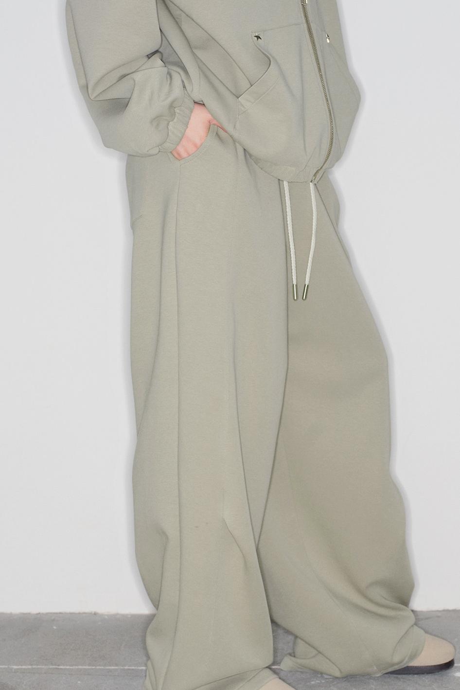 ラビットイアーズフードパーカー+ストレートロングパンツ