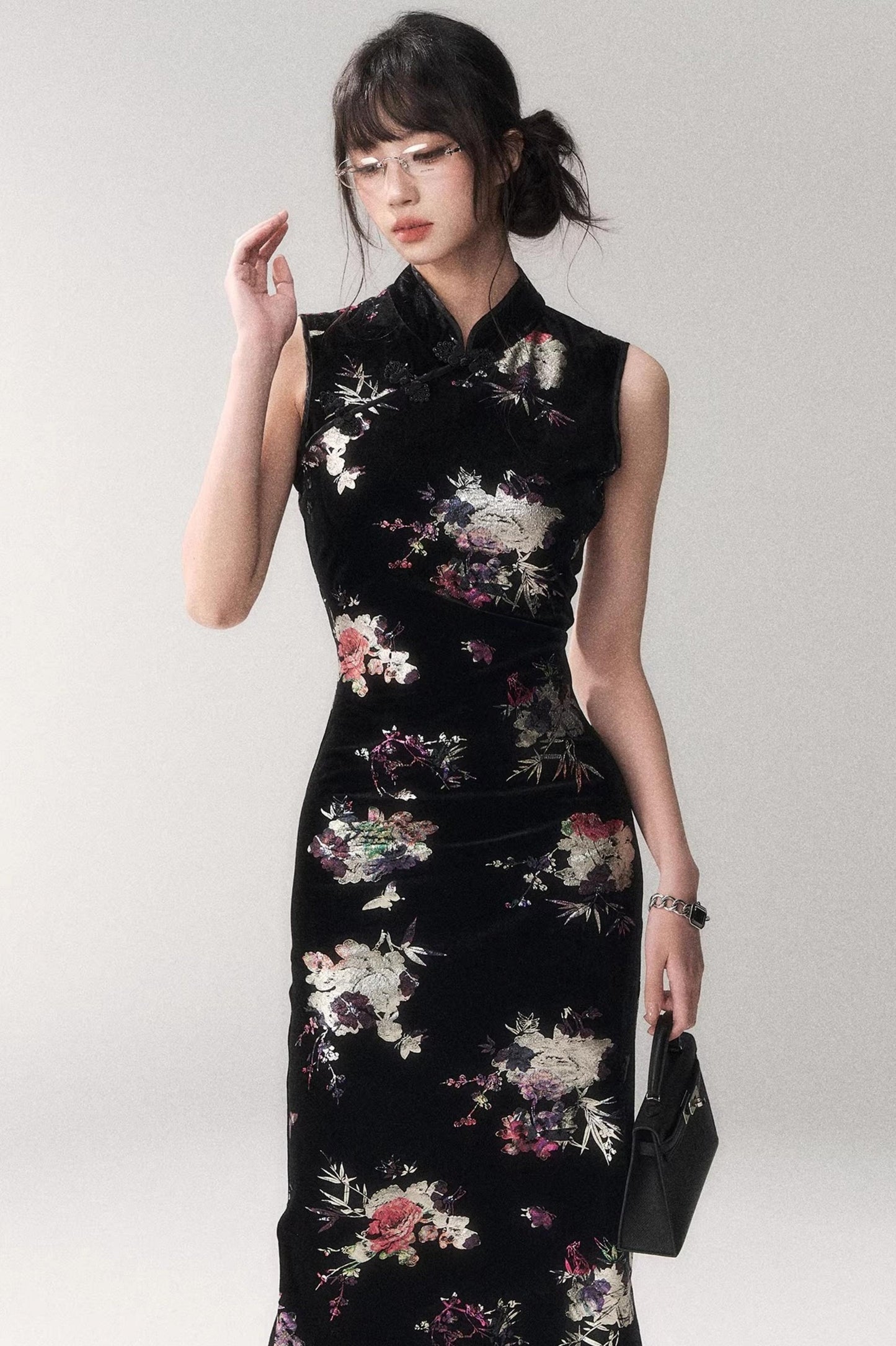 Gold Embellished Velvet Cheongsam Dress
