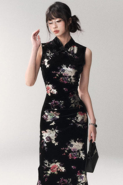 Gold Embellished Velvet Cheongsam Dress