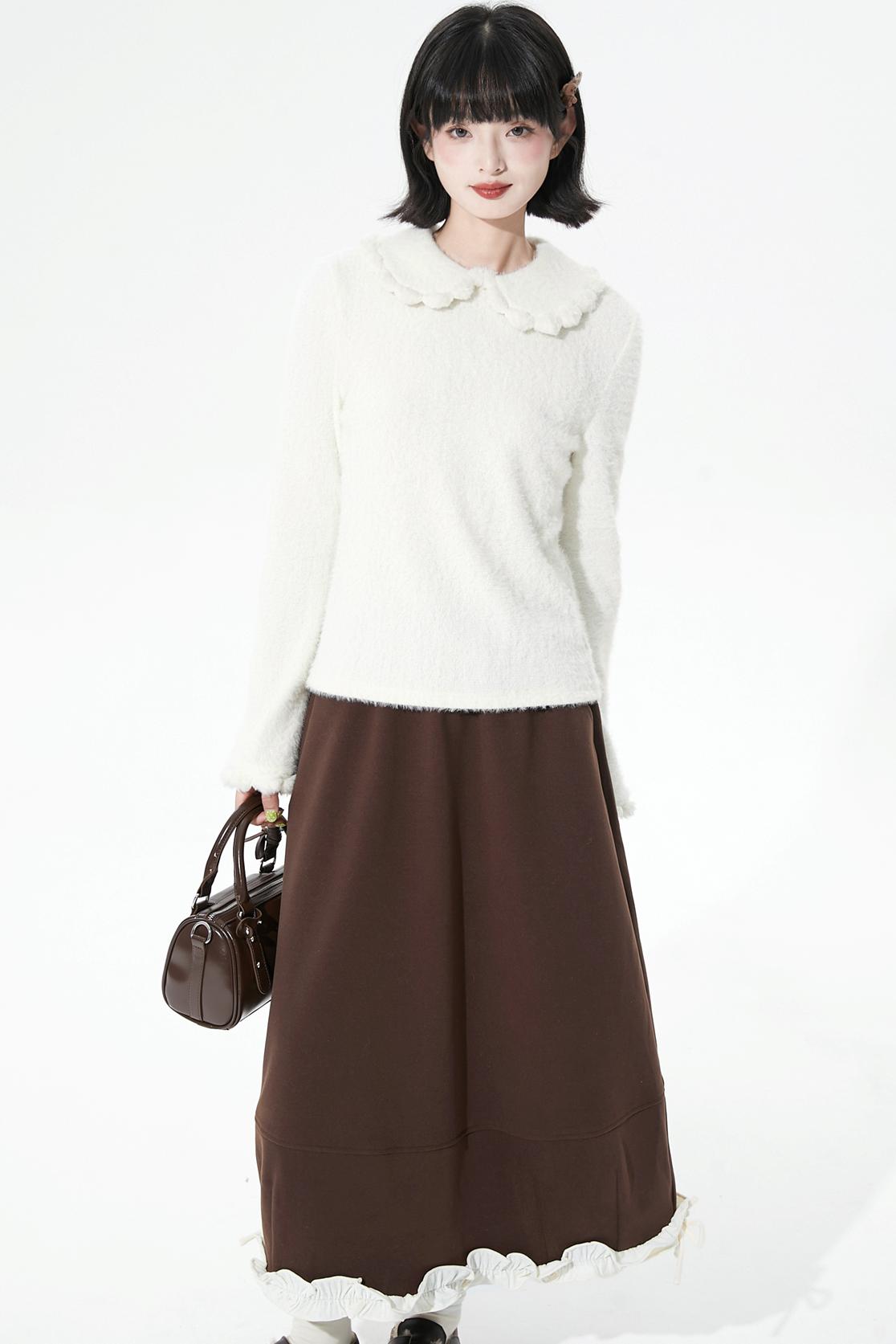 Feather Yarn Doll Collar Sweater