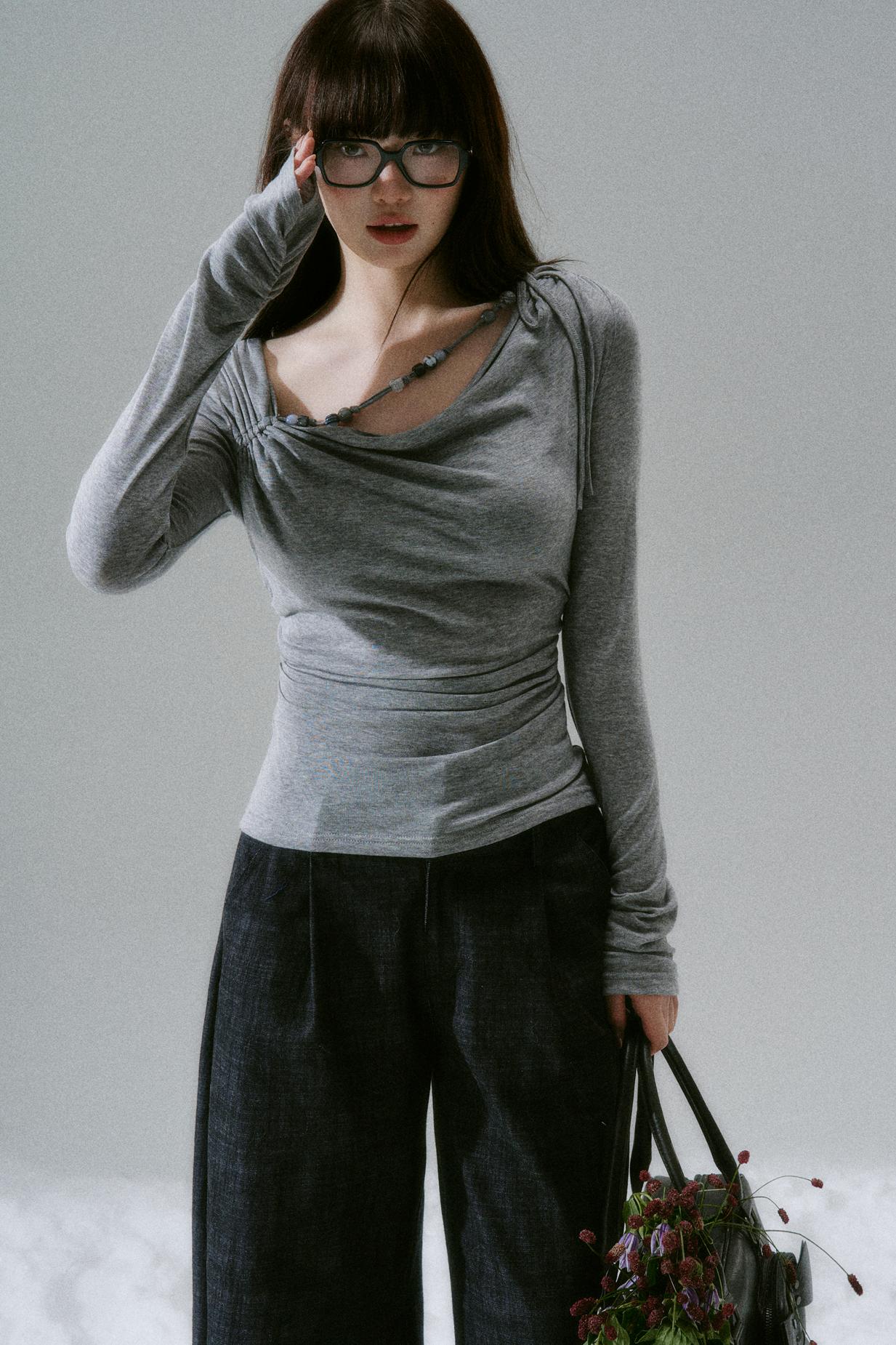 Open collar tight mode top