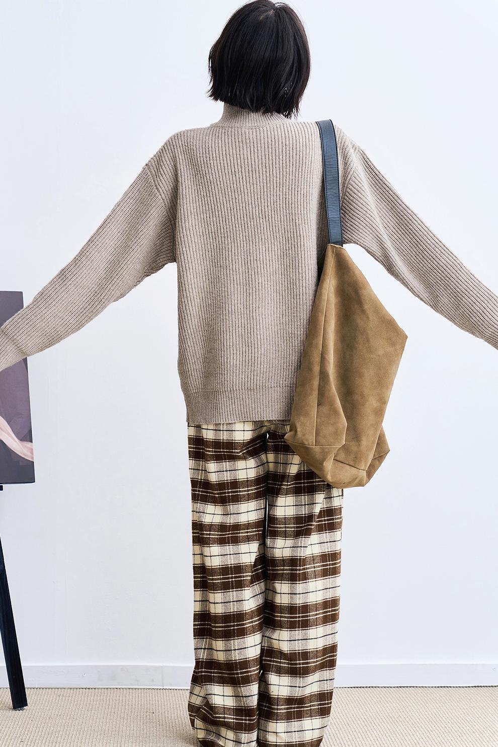 Geometric Pattern Knit Sweatshirt