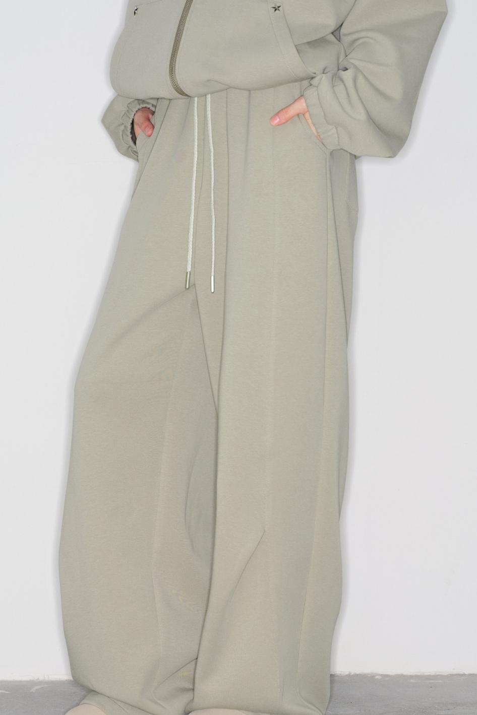 ラビットイアーズフードパーカー+ストレートロングパンツ