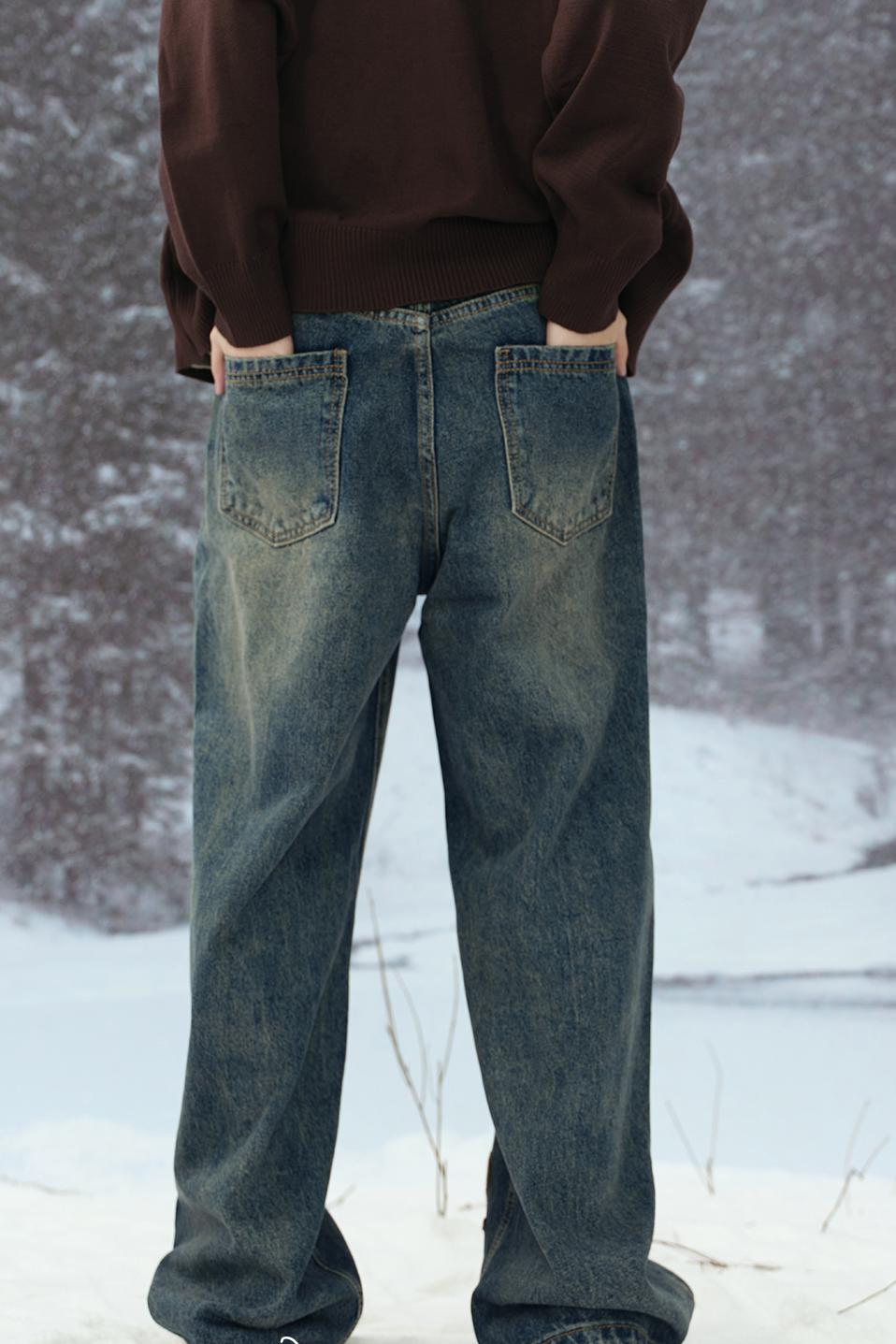 ストレートフィットエンブロイダリーデニムパンツ