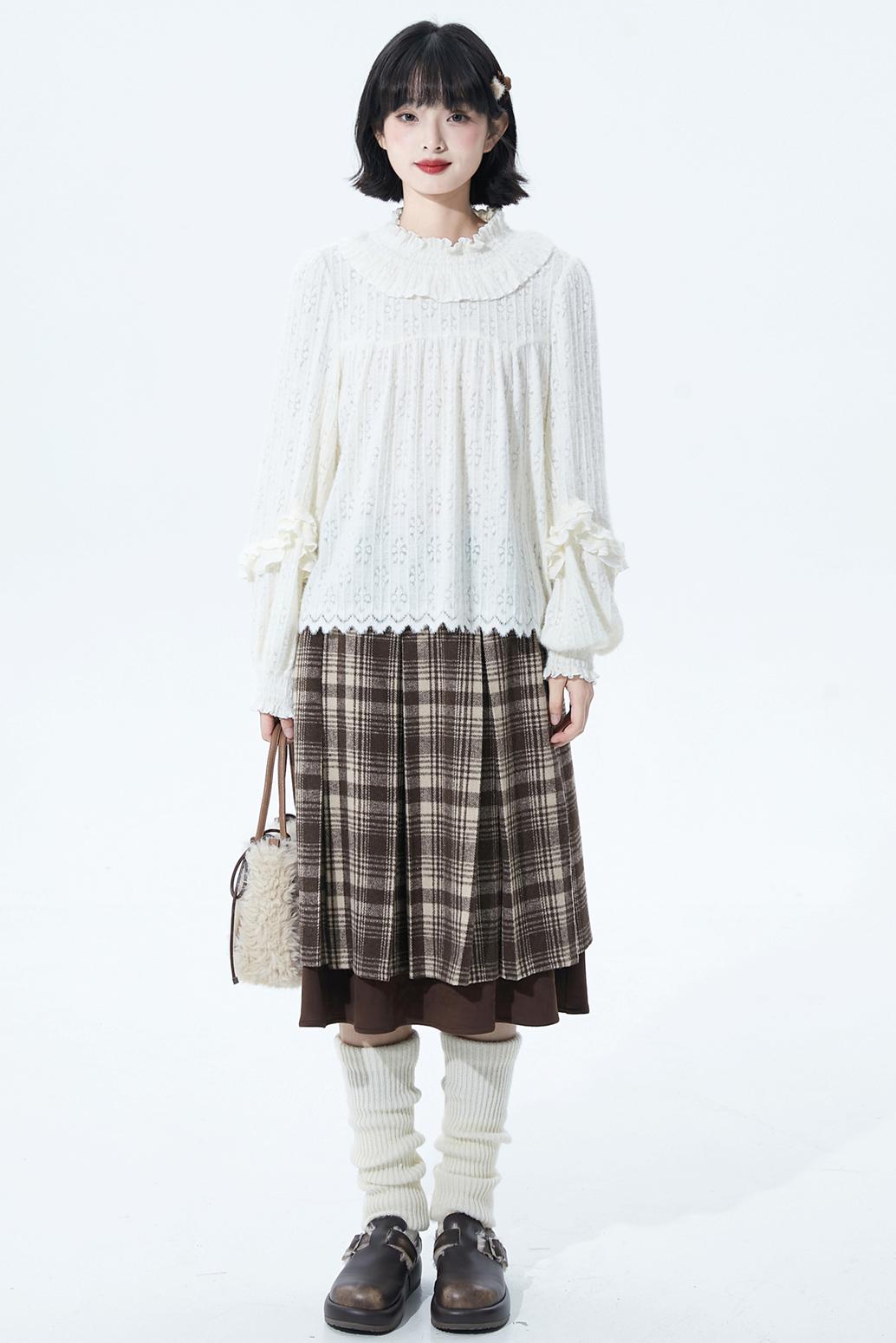 Off-White Ruffle Knit Blouse