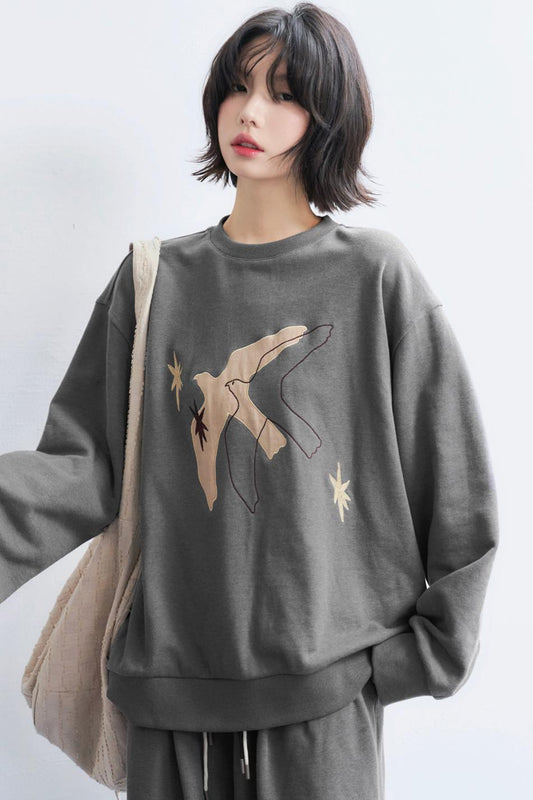 Embroidery Long Sleeve Knit Sweatshirt