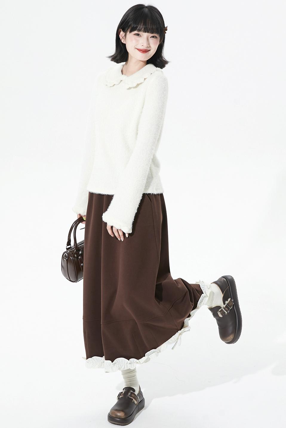 Feather Yarn Doll Collar Sweater