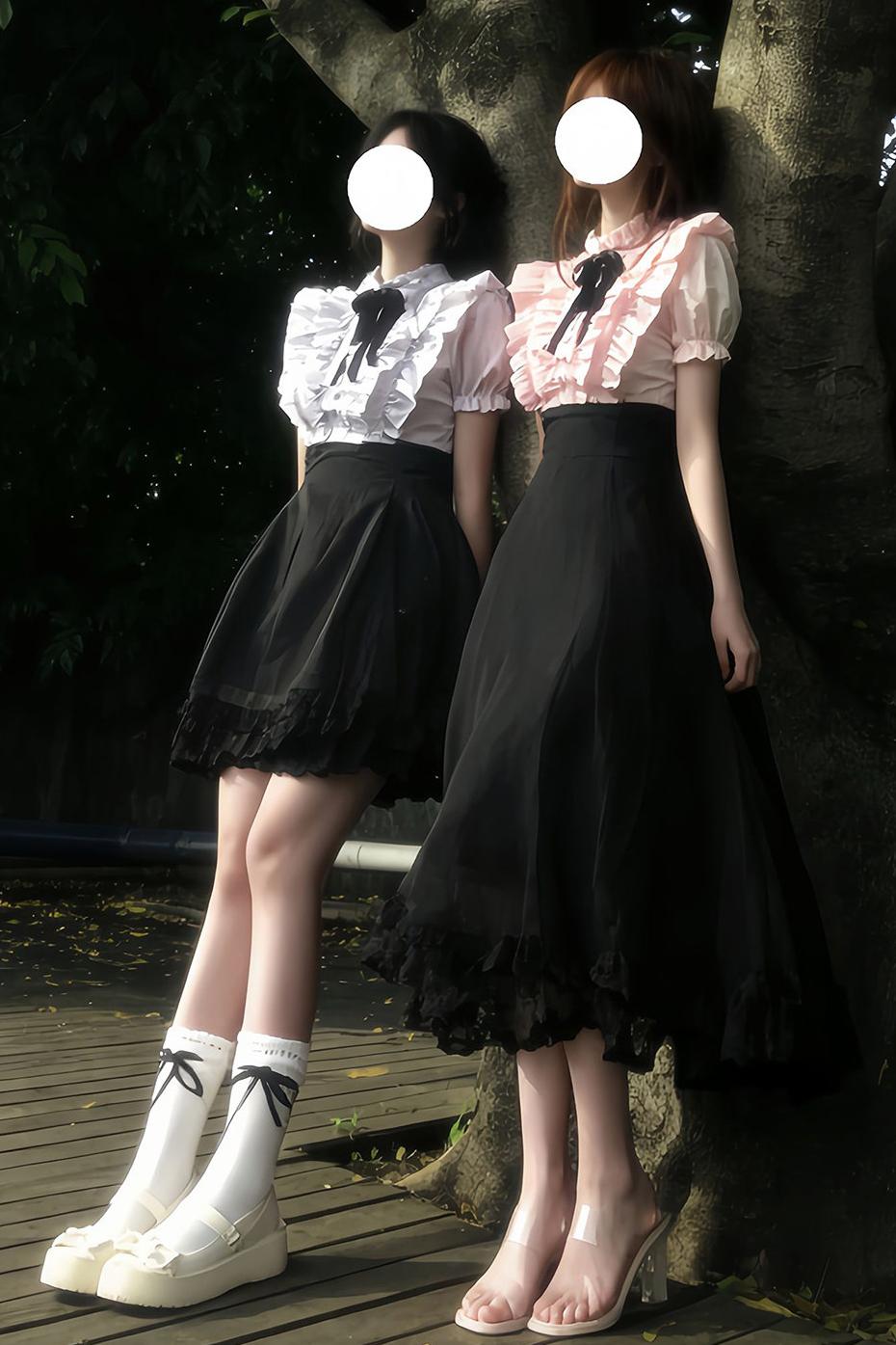 Klassisches Prinzessinnen-Langkleid + Schleifenaccessoire mit Strasssteinen