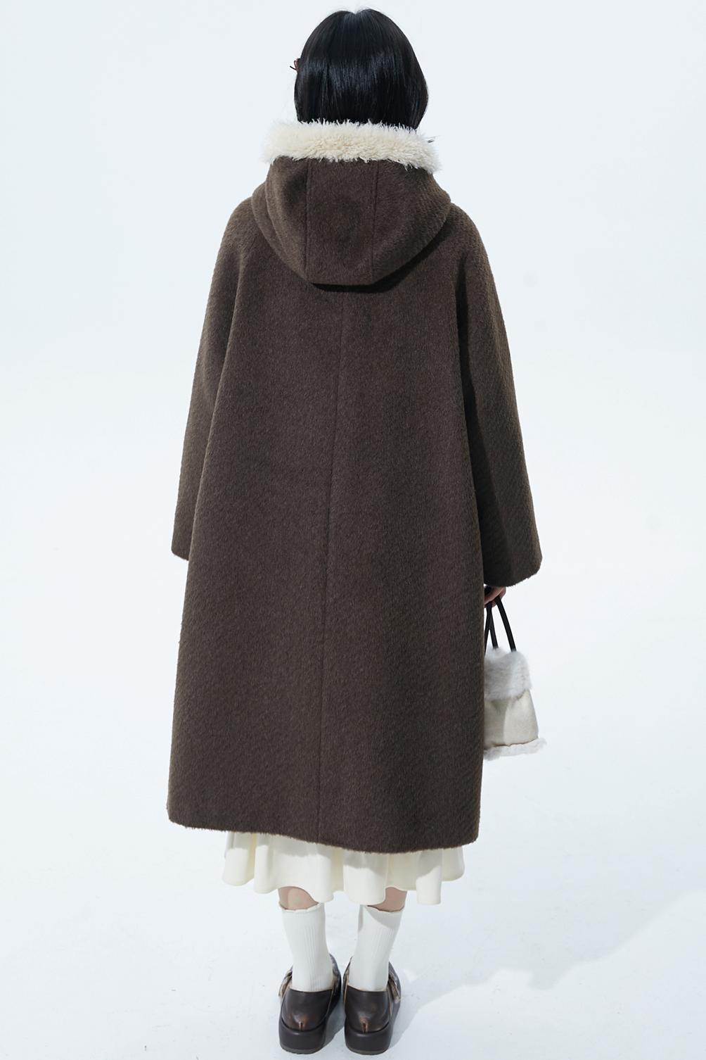 ソフトブラウンフーディコート