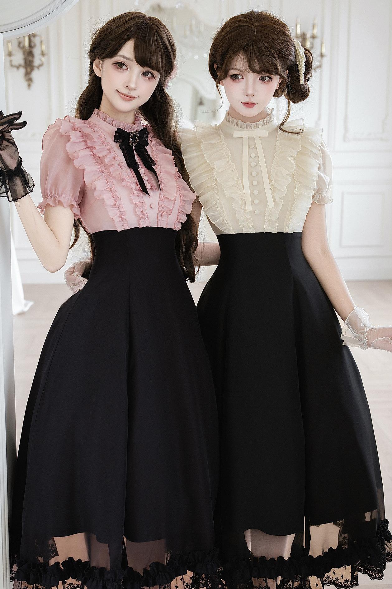 Klassisches Prinzessinnen-Langkleid + Schleifenaccessoire mit Strasssteinen