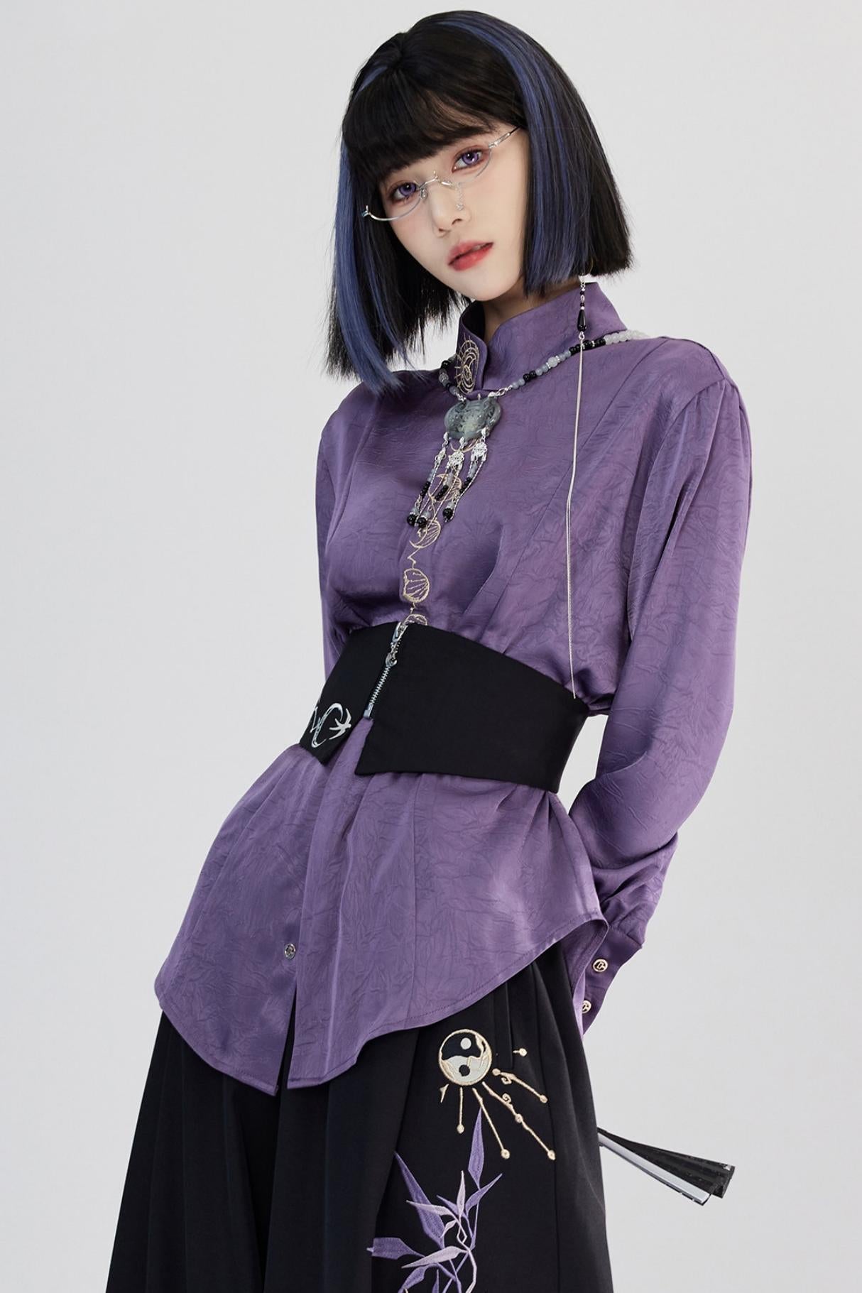 달의 위상을 두른 일본풍 고딕 블라우스+스커트