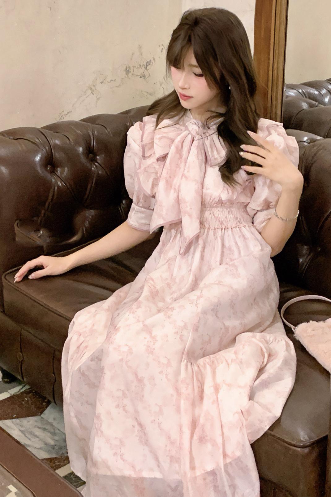 Floral Puff Sleeve Dress