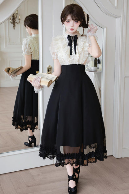 Klassisches Prinzessinnen-Langkleid + Schleifenaccessoire mit Strasssteinen