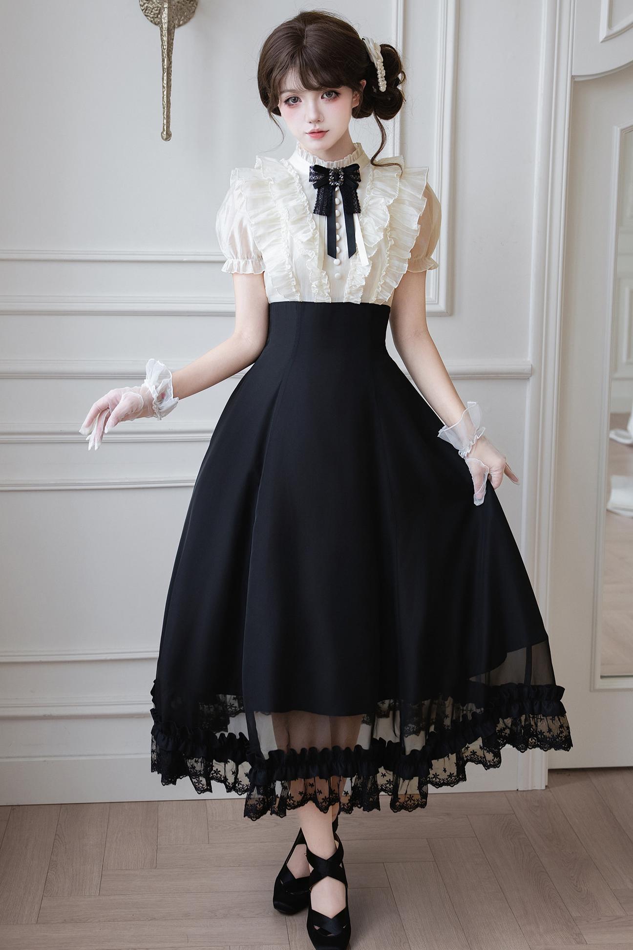 Klassisches Prinzessinnen-Langkleid + Schleifenaccessoire mit Strasssteinen