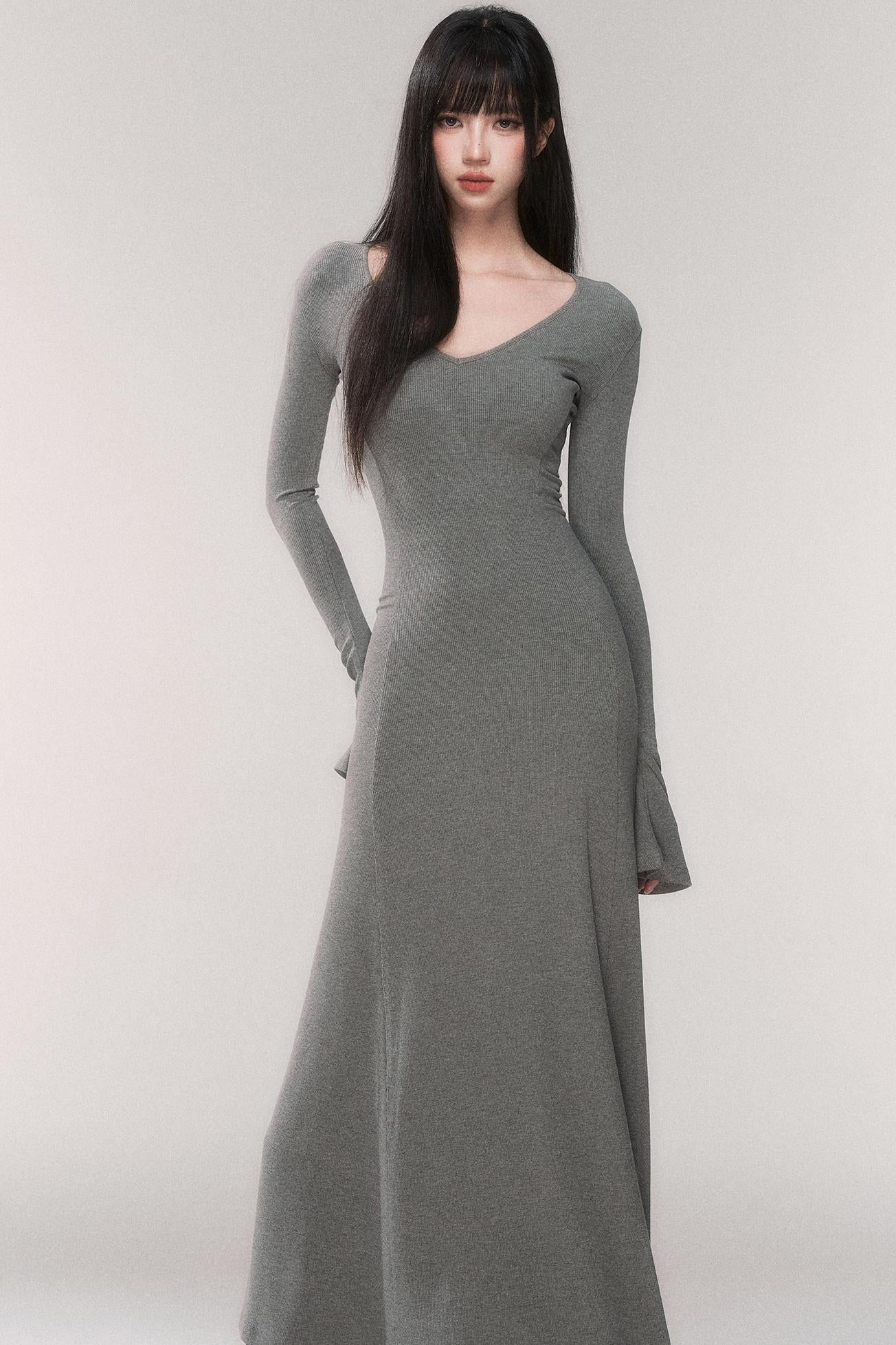 デザイアニットVネックドレス