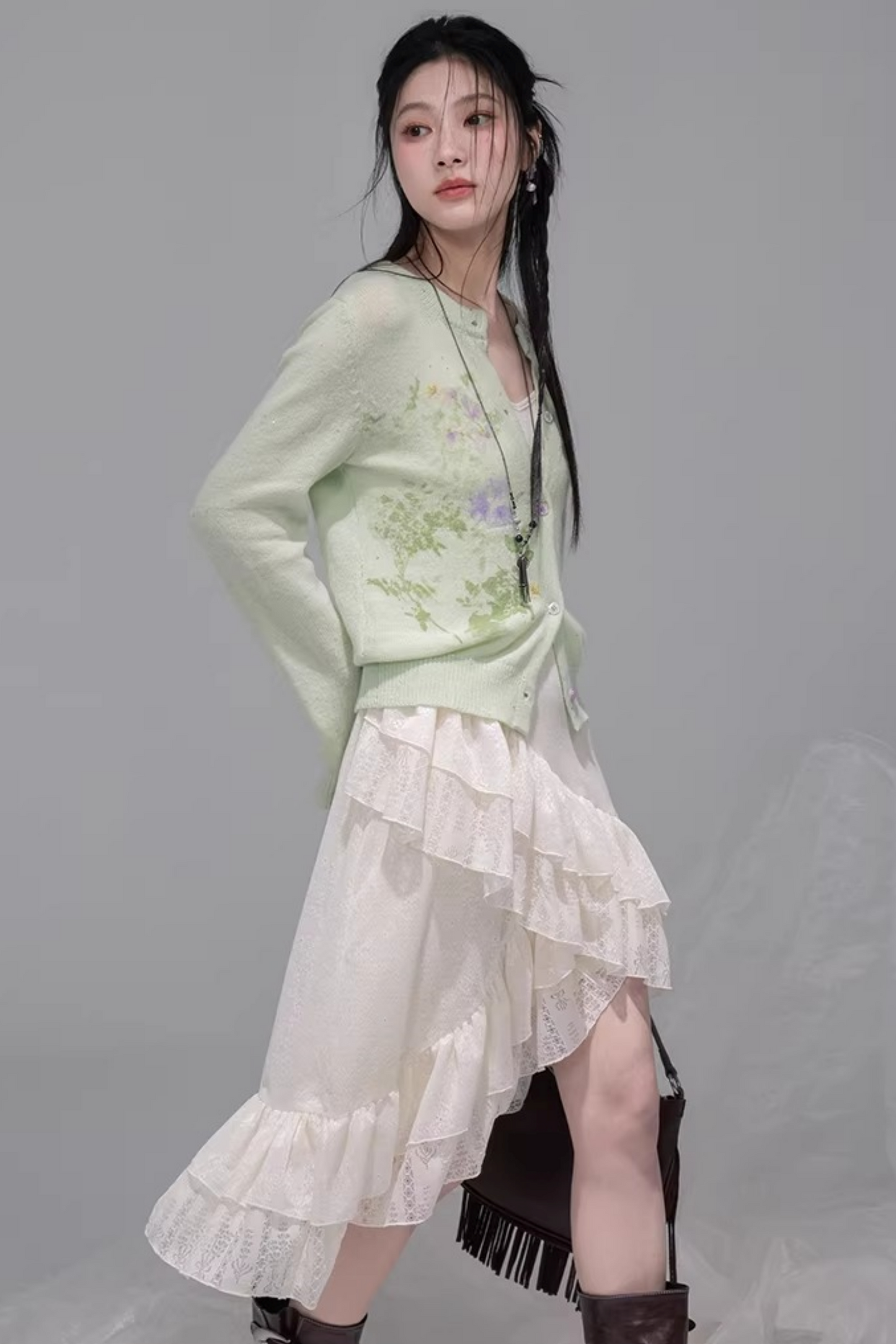 アシメレイヤーフリルキャミソールドレス+カーディガン