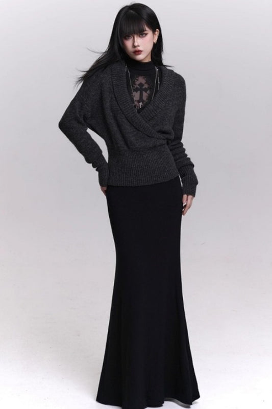 ゴーストグレーニットセーター