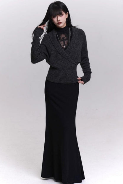 ゴーストグレーニットセーター