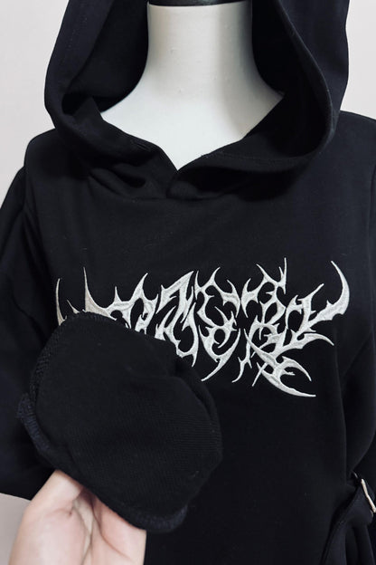 Dunkles subkulturelles Gothic-Kapuzenkleid