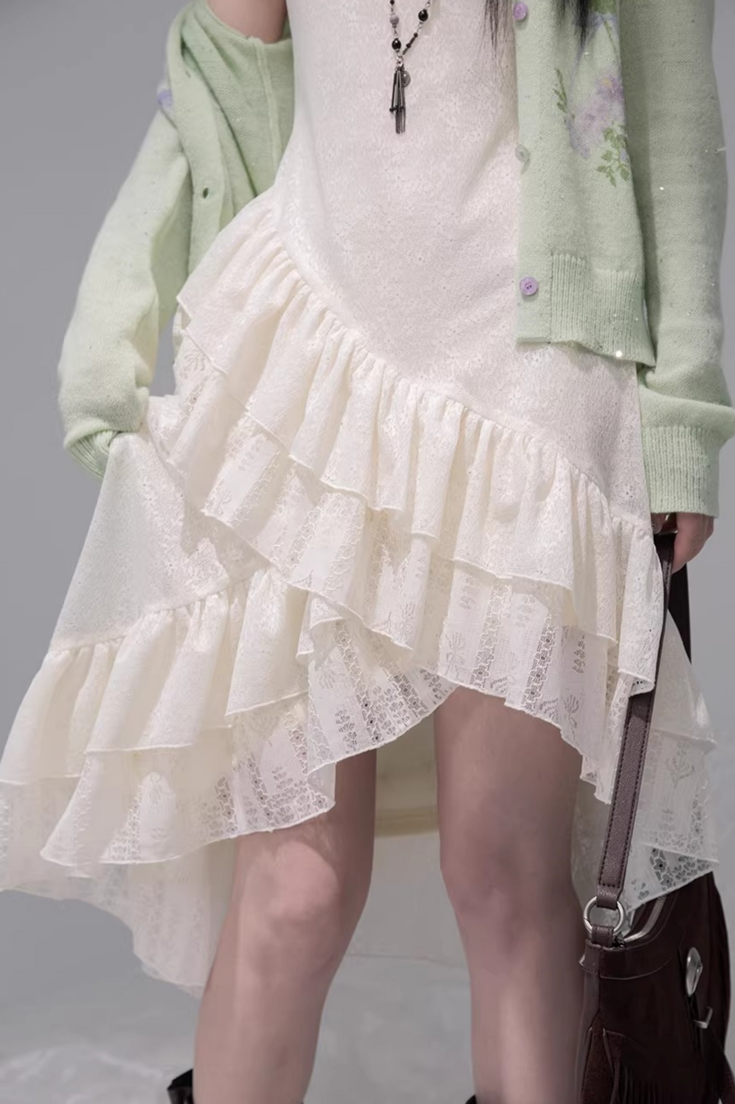 アシメレイヤーフリルキャミソールドレス+カーディガン