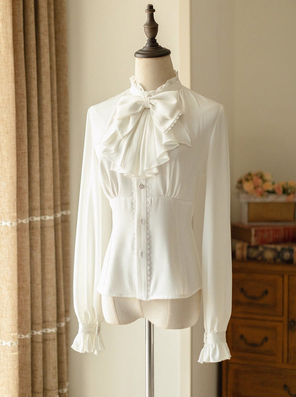 ビックリボンブラウス＋レトロサススカート