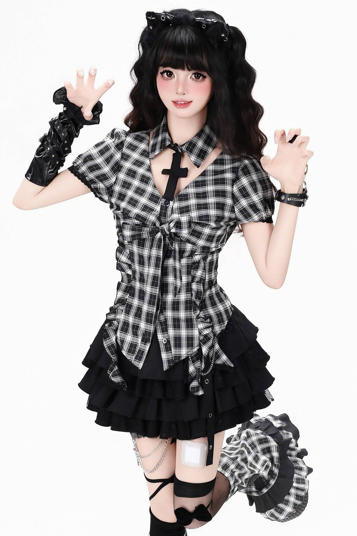 Karierte Gothic-Kreuz-Bluse + Rock + Beinstulpen