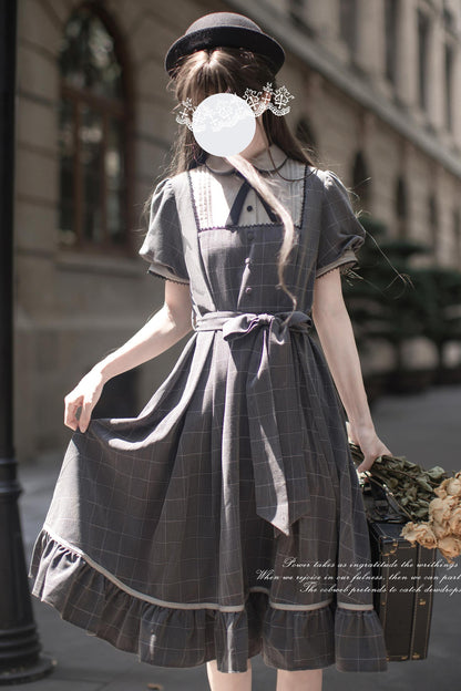 Nostalgic Plaid Ribbon Young Lady Dress