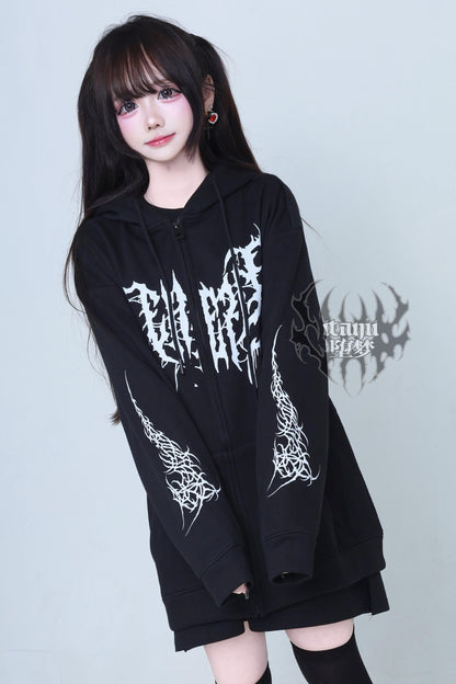 Dunkler Logo-Kapuzenpullover im Jirai-Kei-Stil