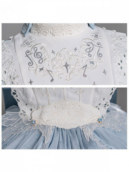 [Vorbestellschluss: 9.23] Klassisches Lolita-Kleid in Hellblau/Dunkelblau mit Himmelsstern-Stickerei, Glockenärmeln, Tülllagen und Schleife
