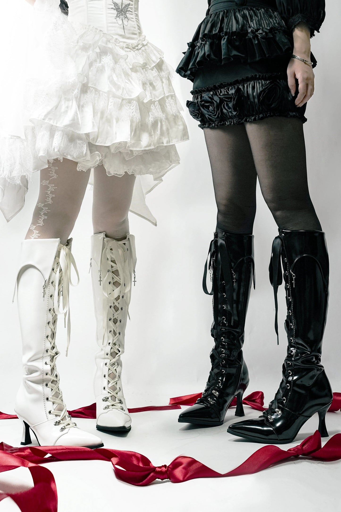 【12月19日予約締切】ポインテッドトゥゴシックロリータロングブーツ＋ブラックレーススペシャルバージョン